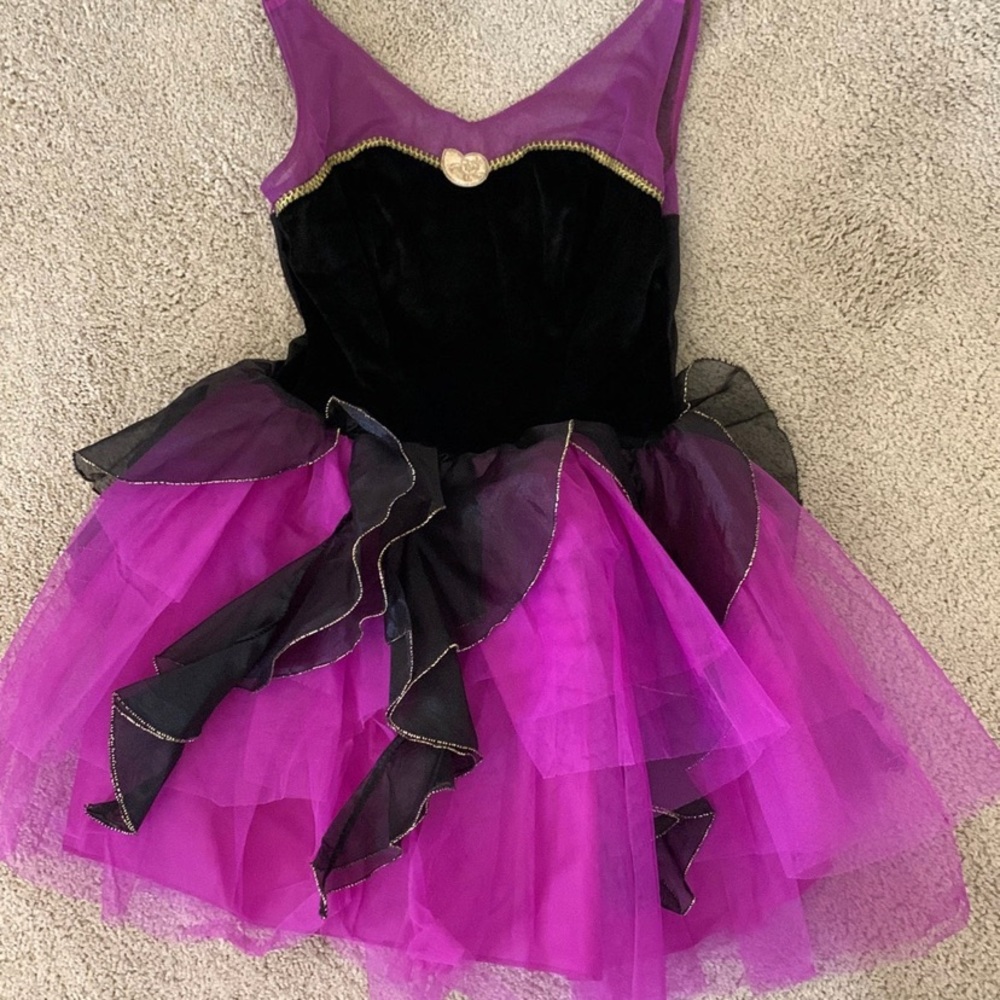 Ursula costume